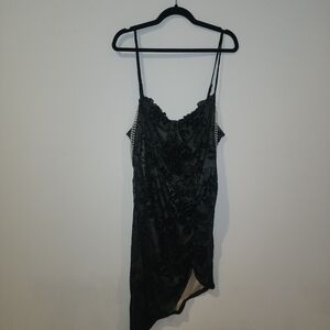 SHEIN Black Asymmetrical Dress